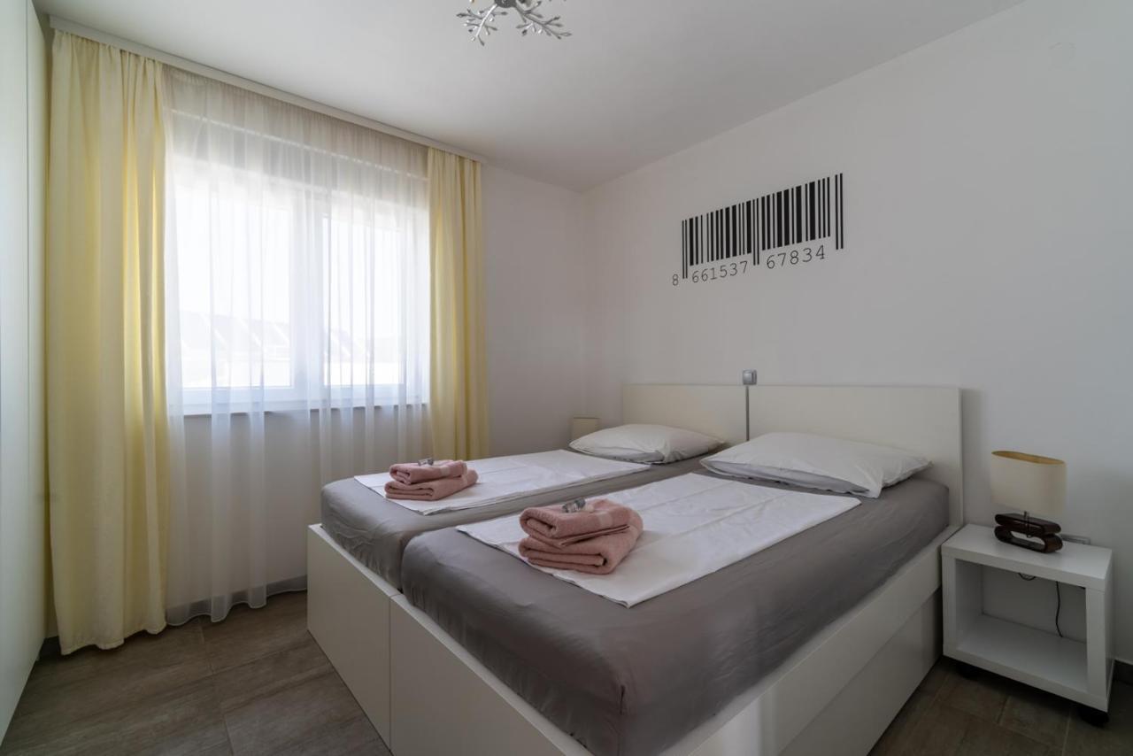 Villa Kata Ražanj Eksteriør billede