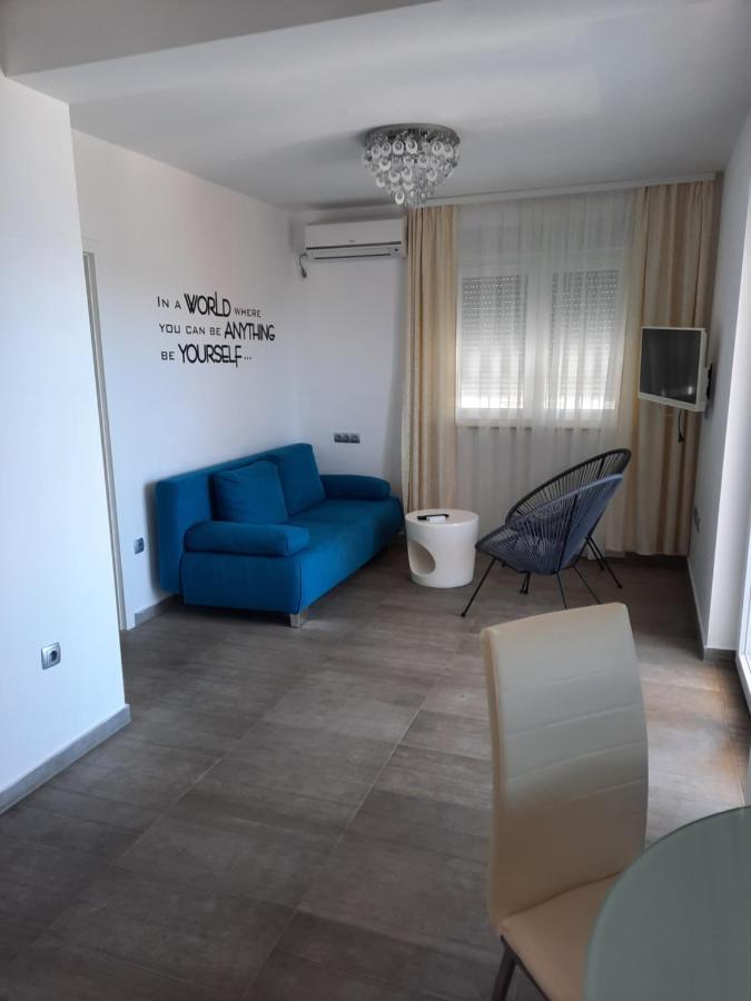 Villa Kata Ražanj Eksteriør billede