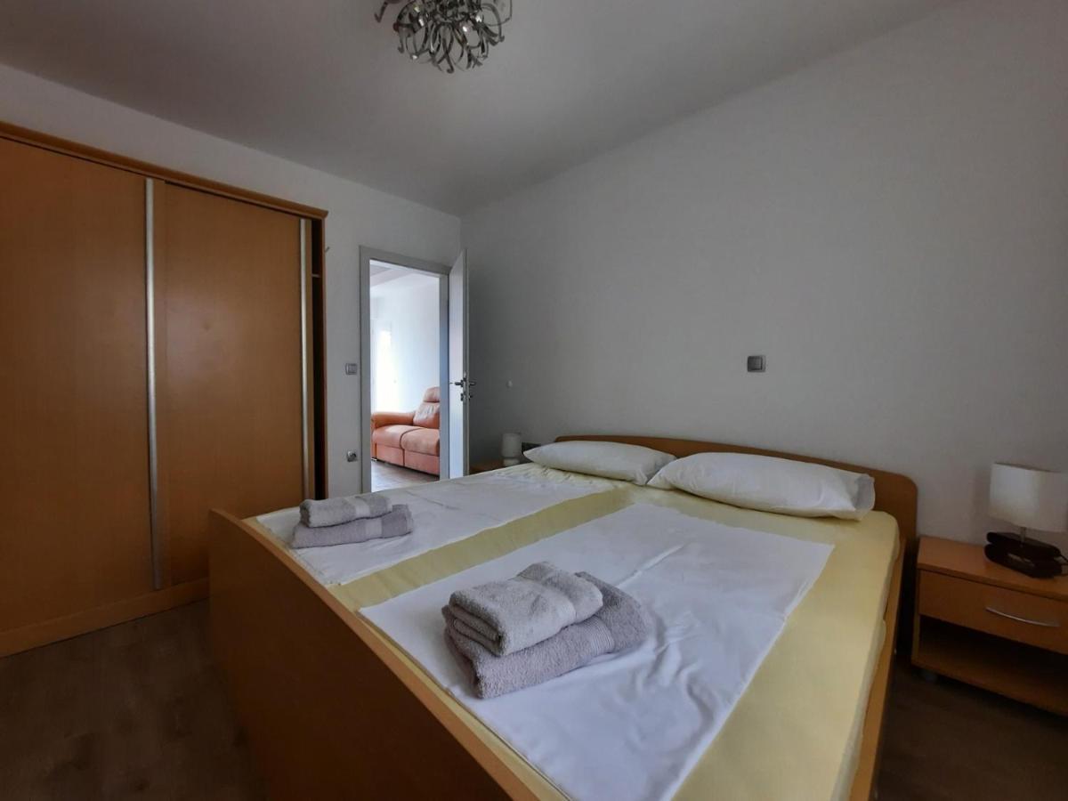 Villa Kata Ražanj Eksteriør billede